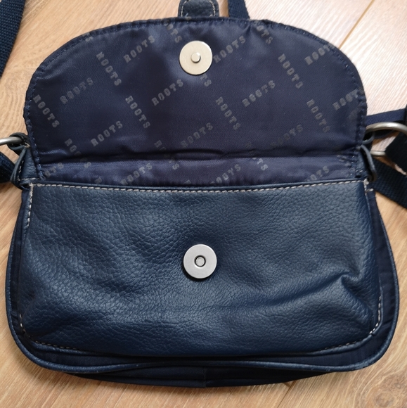 Small Roots purse - Picture 5 of 9